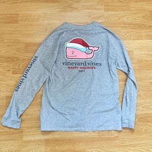 Vineyard Vines holiday tee